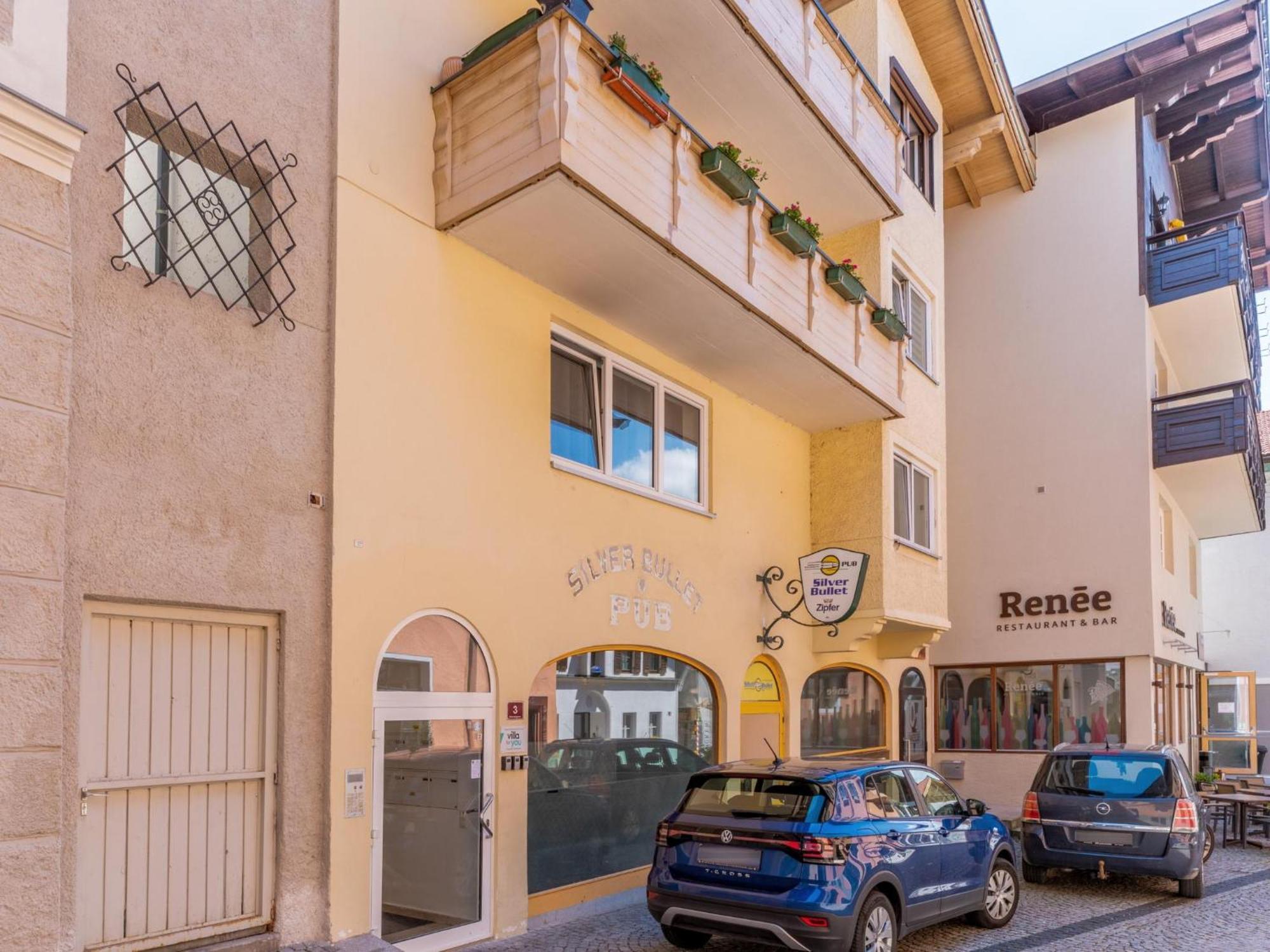 Town House Apartment Hopfgarten im Brixental Exterior photo